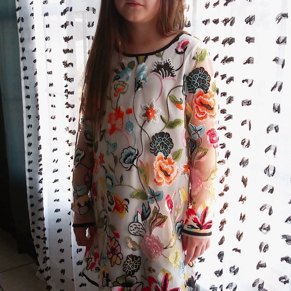 GIANNI BINNI EMBROIDED COLRFUL DRESS SZ 10-12 YRS
